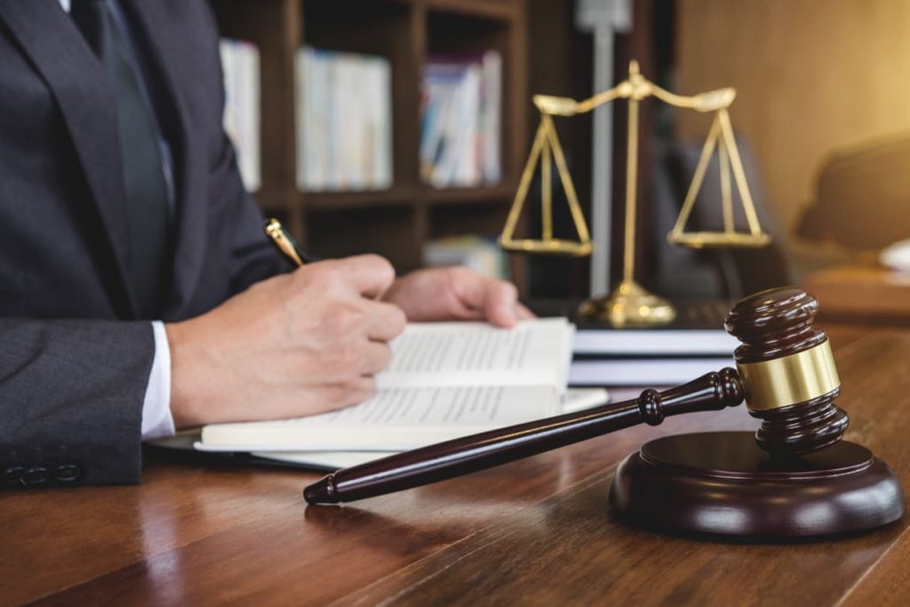 Hiring a Personal Injury Lawyer