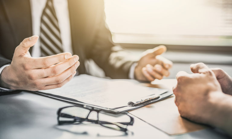 Things to Watch Out For When Hiring an Injury Lawyer